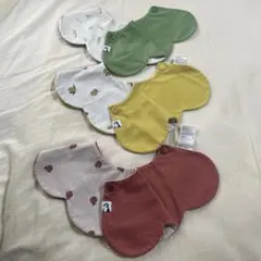 コニー　リバーシブルスタイ3枚＋おまけ1枚
