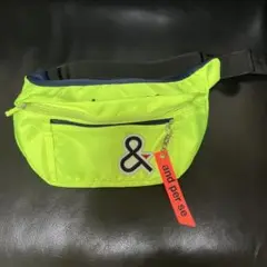 アンパシー　ボディバッグ