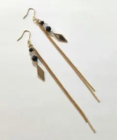 【240】ロングチェーンピアス(オニキス)