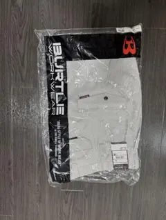新品未開封　BURTLE 7022 ツータックカーゴパンツ 85㎝股下78㎝のサムネイル
