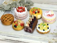 在庫整理セット⑦♡樹脂粘土♡ミニチュアスイーツ♡ミニチュア♡ケーキ♡いちご♡