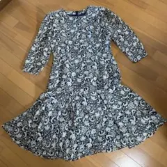 花柄黒系七分袖裾切り替えフレア ワンピース　11号