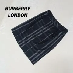 BURBERRY ブラック ストライプ タイトスカート 38