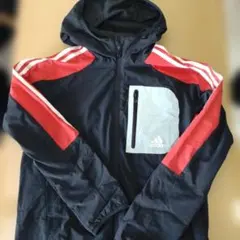 adidas フード付きジャケット 黒/赤