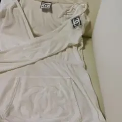 シャネルパーカーのサムネイル