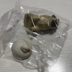 ガチャ あかねの木彫り アヒルと犬 パグ