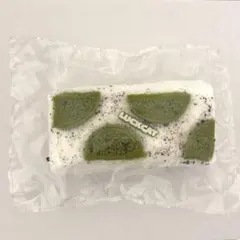 LUCKCAT 抹茶オレオケーキ　水感スクイーズ
