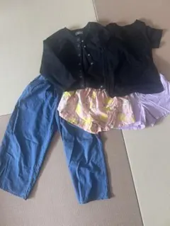 キッズ服 半袖シャツ・ショートパンツセット　GU