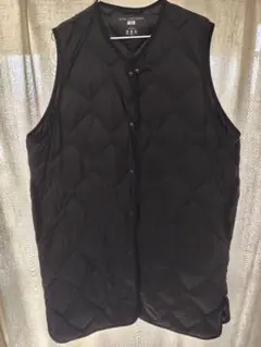 ユニクロ ウルトラライトダウンロングベスト ブラック 軽量