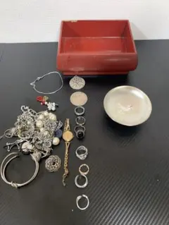ボ*ェ様 遺品整理品まとめ ボ*ェ様 遺品整理 アクセサリー まとめ - メルカリ