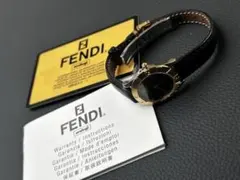 未使用♢ FENDI 腕時計 1925 シェル文字盤 ゴールド レザーベルト