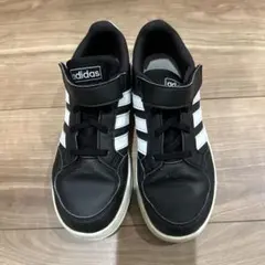 adidas キッズスニーカー ブラック/ホワイト　21㎝