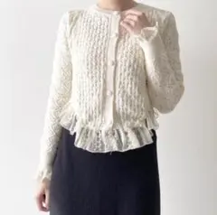 アイボリー フリル付き長袖カーディガン