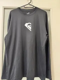 更に値下げ★Quiksilver★ブラック★長袖ラッシュガード L