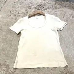 美品　three dots Tシャツ ホワイト 定番　人気のサムネイル