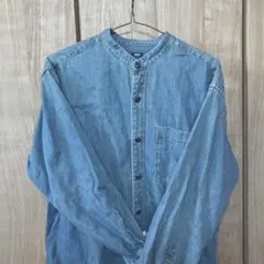 ユニクロ　デニムシャツ　丸襟　襟なし