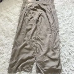 ザラ　ZARA woman カジュアルパンツ　やわらかい素材　ブラウン　Ｍ