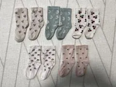 美品　H&M ベビー靴下 5足セット 花柄・チェリー柄