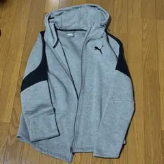 PUMA フルジップフード付きパーカーグレー