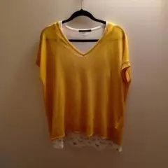 イエロー Vネック ニット レイヤードカットソーのサムネイル