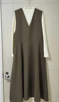 美品★アーバンリサーチ ドアーズ Vネックウエストマークフレアジャンパースカート