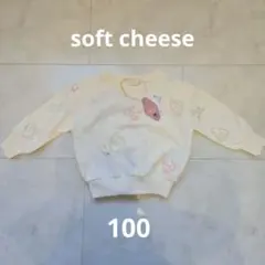 【新品タグ付】softcheese 長袖トレーナー 刺繍風のサムネイル
