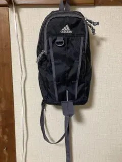 adidasショルダーバック