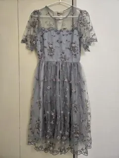 リリーブラウン 結婚式 ワンピース