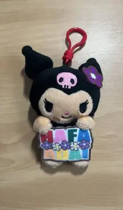 サンリオ 日焼けクロミ ぬいぐるみキーホルダー