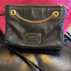 MARC BY MARC JACOBS ブラックショルダーバッグ