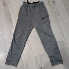 NIKE　ジュニア　パンツ　Mサイズ