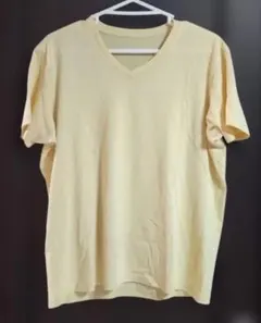 UNIQLO VネックTシャツ ライトイエロー Lサイズ