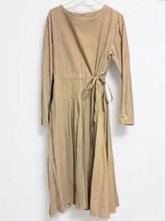 The ZoA ベージュ ロングワンピース