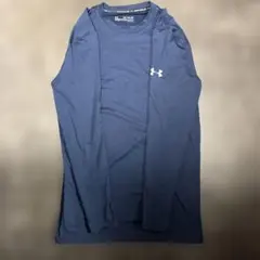 長袖インナー アンダーアーマー