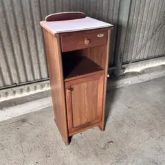 値下げ‼️送料込‼️Karimokuカリモク三角コーナー電話台収納棚 ビンテージ カリモク 三角コーナー ラック 棚 キャビネット 電話台 ビンテージ
