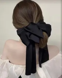 ブラックサテンリボンヘアアクセサリー　バレッタ
