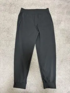 UNIQLO ウルトラストレッチアクティブジョガーパンツ