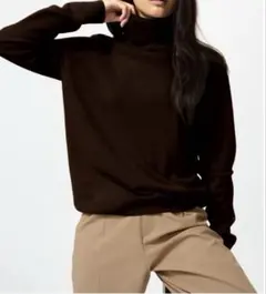 新品 未使用 ユニクロ カシミヤ タートルネック S ブラウン