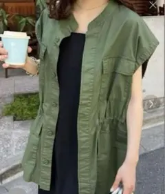 美品DISCOAT スタンドネックベスト ミリタリー カーキ シアートップス２点