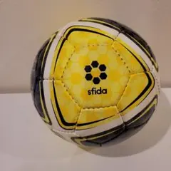 Item thumbnail for item d19928ef-0368-4d4d-bf10-5ab5b0f79a5f