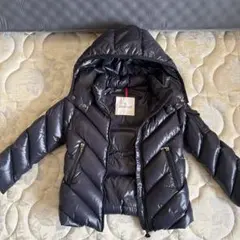 MONCLER 黒 ダウンコート　112