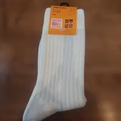 ユニクロ　レディース ヒートテックソックス　23−25cm　ホワイト