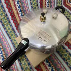 長岡式酵素玄米　ヘイワ圧力鍋　PC-60a　付属品付 長岡式酵素玄米 ヘイワ圧力鍋PC60A 長岡式一升炊マーク付 - メルカリ