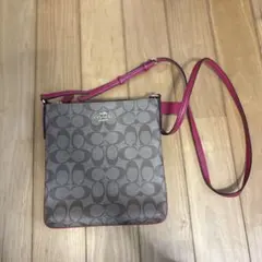 COACH シグネチャー ショルダーバッグ ピンク　正規品