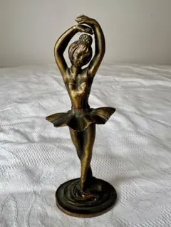 Item thumbnail for item faa6fd13-bcdf-4180-a381-68c4f5b00c69