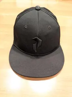 ピークパフォーマンス　ブラックキャップ