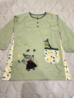 新品タグ付　ムーミンリトルミィ　ミイ　 モノトーン　エプロン　スモック　保育士 新品タグ付 ムーミンリトルミィ ミイ モノトーン エプロン