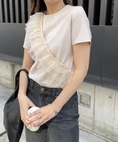 カプリシュレマージュ フリルペプラム半袖ニット - メルカリ