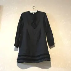 フリル　ブラック　チュニック
