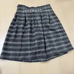 美品 AS KNOW AS フレアスカート グレー チェック ビーズのサムネイル